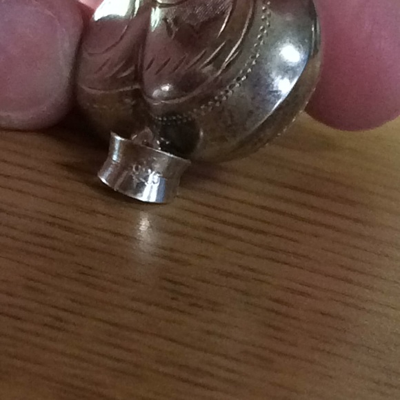 Sterling silver heart - Picture 3 of 3